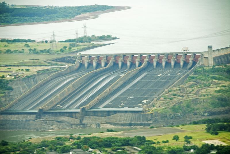 20071204_163549  D200 4000x2667.jpg - Itaipu Dam is the largest hydroelectric plant in th world.  It has been in operation since 1982 and has had new generators opened very recently.  It is operated jointly by Paraguay and Brazil.  Argentina is also part of the tri-national treaty since Argentine water levels are affected.  The American Society of Civil Engineers have elected this dam as one of the seven wonders of thr world (1994)